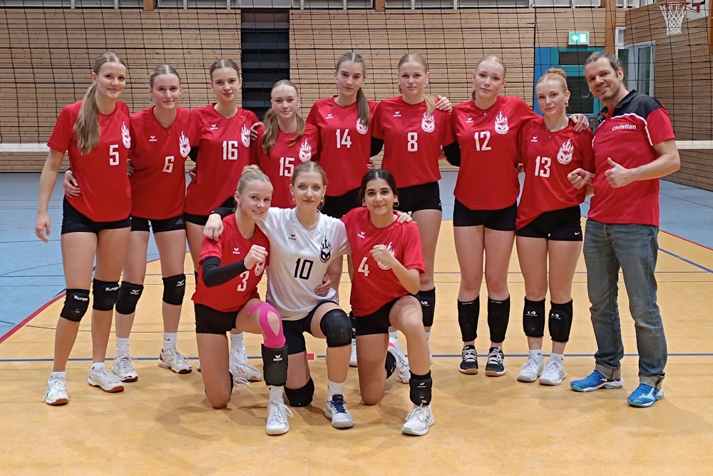 Die Gastgeberinnen und Zweitplatzierten in der B-Runde: Unsere Mädels der U18 (Foto: Christian Nürnberg)